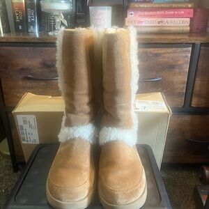 UGG Sundance Waterproof Boots - Tan and Cream